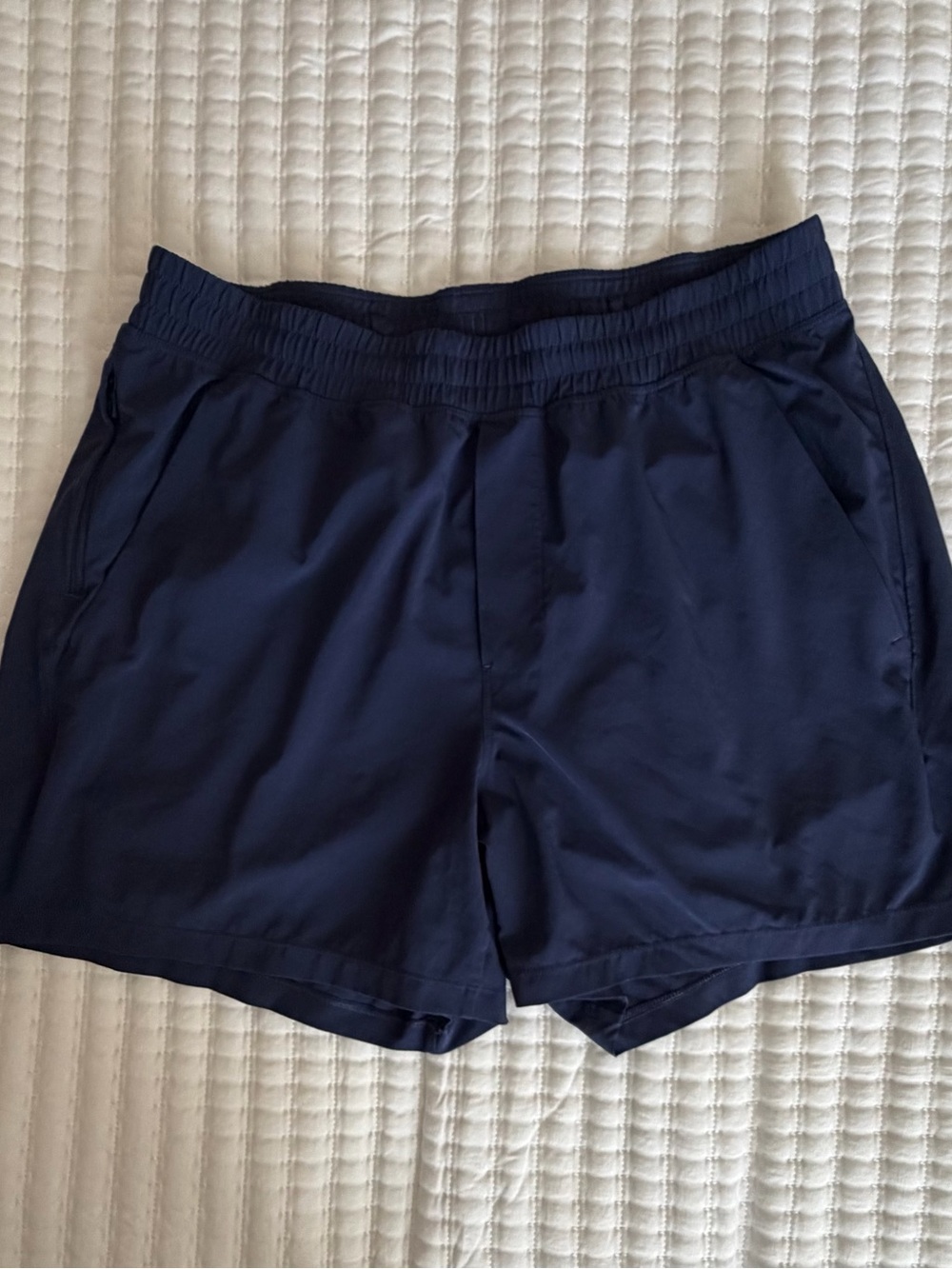 Lululemon Navy Men’s Shorts Large